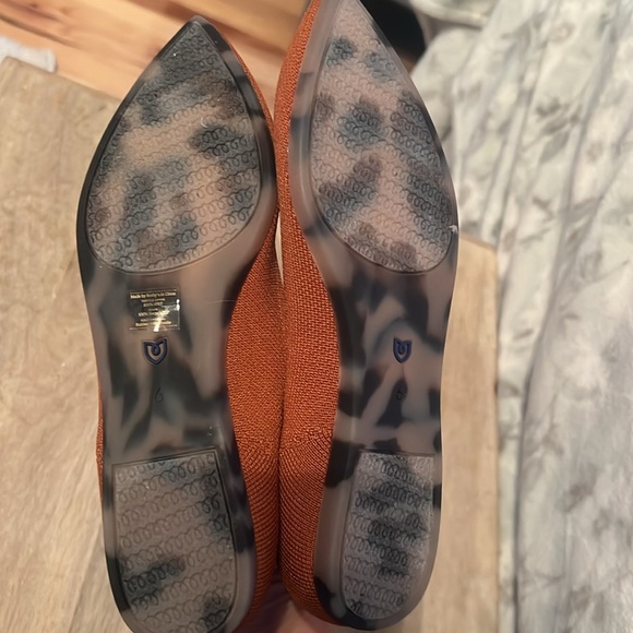 New without Box Rothy’s Brandy Color Sold out size 6 The Point Shoes - Picture 5 of 6